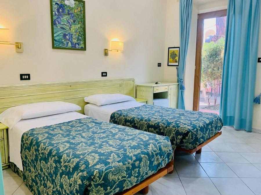 Hotel Elba Marina di Campo Esterno foto